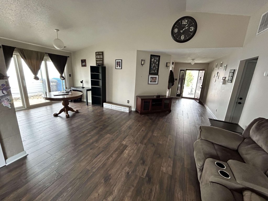 Drawing room wood flooring